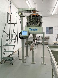 used yamato adw-214sd cannabis combination multi-head weigher scale and jar filling line/  food weigher scale (like new machine, great opportunity to save thousands! ADW-214SD